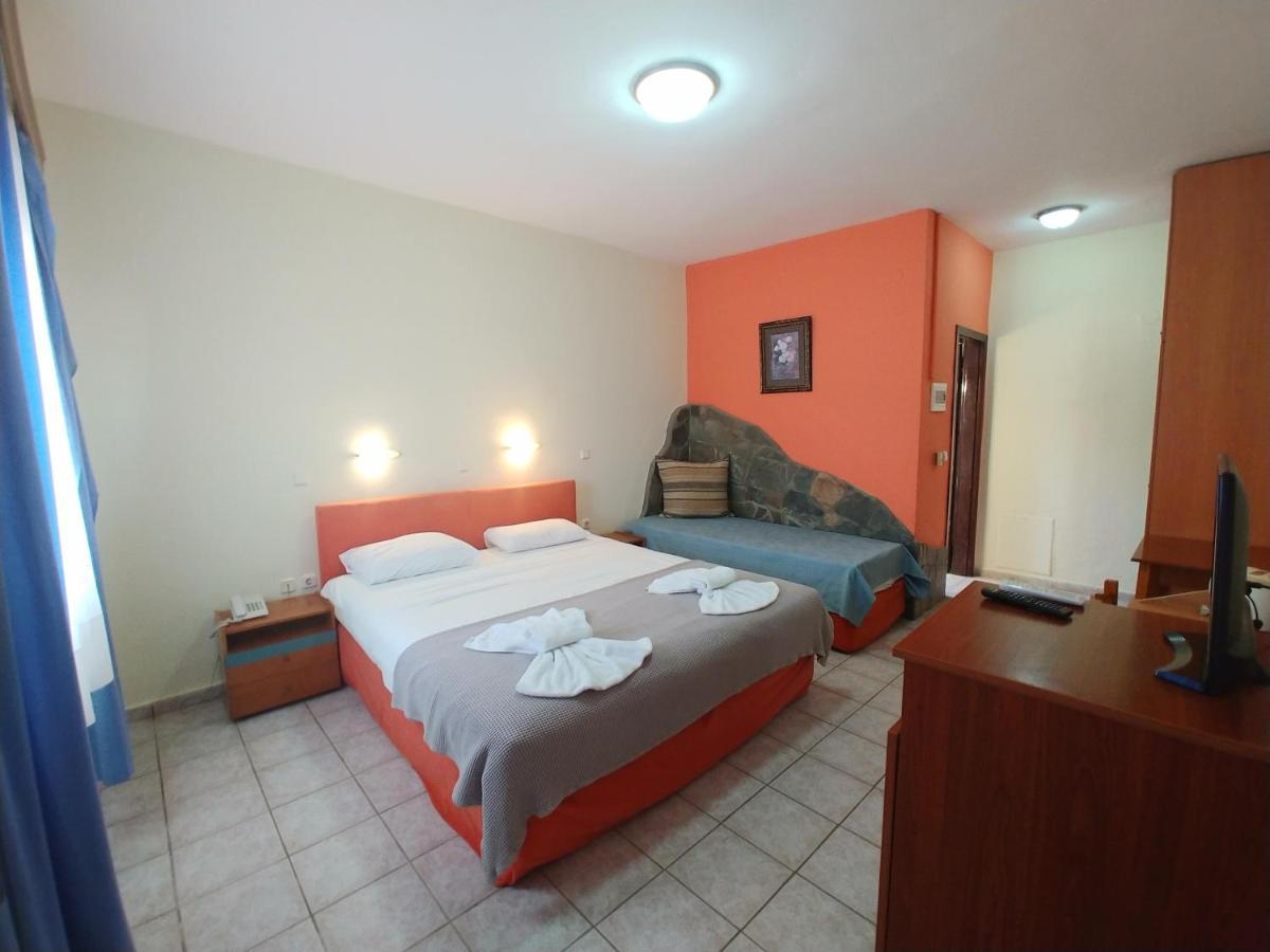 Porto Vistonis Hotel Lagos Ngoại thất bức ảnh